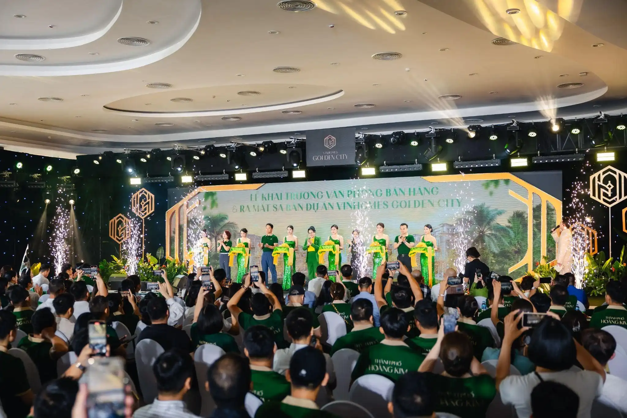Vinhomes Golden City gây “sốt” với sự kiện ra mắt Khu Mặt Trời – Tâm điểm đầu tư mới tại Hải Phòng