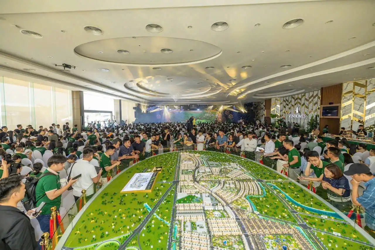 Vinhomes Golden City chính thức ra mắt Khu Mặt Trời – Ánh dương rực rỡ giữa “thành phố xanh”