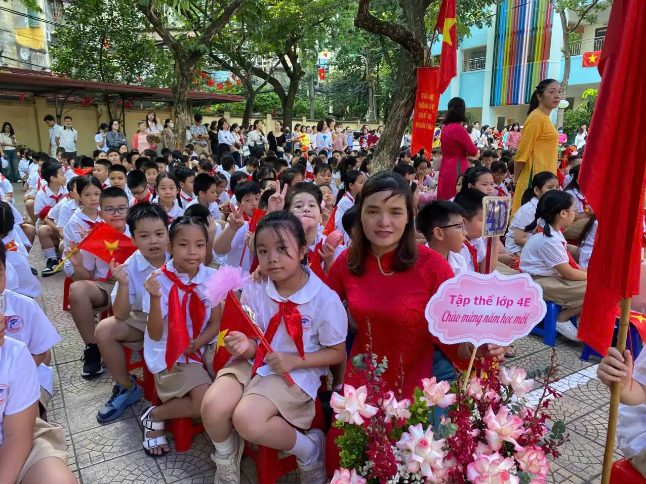 Khai giảng năm học 2025–2026: Gần 26 triệu học sinh, sinh viên cả nước chào năm học mới