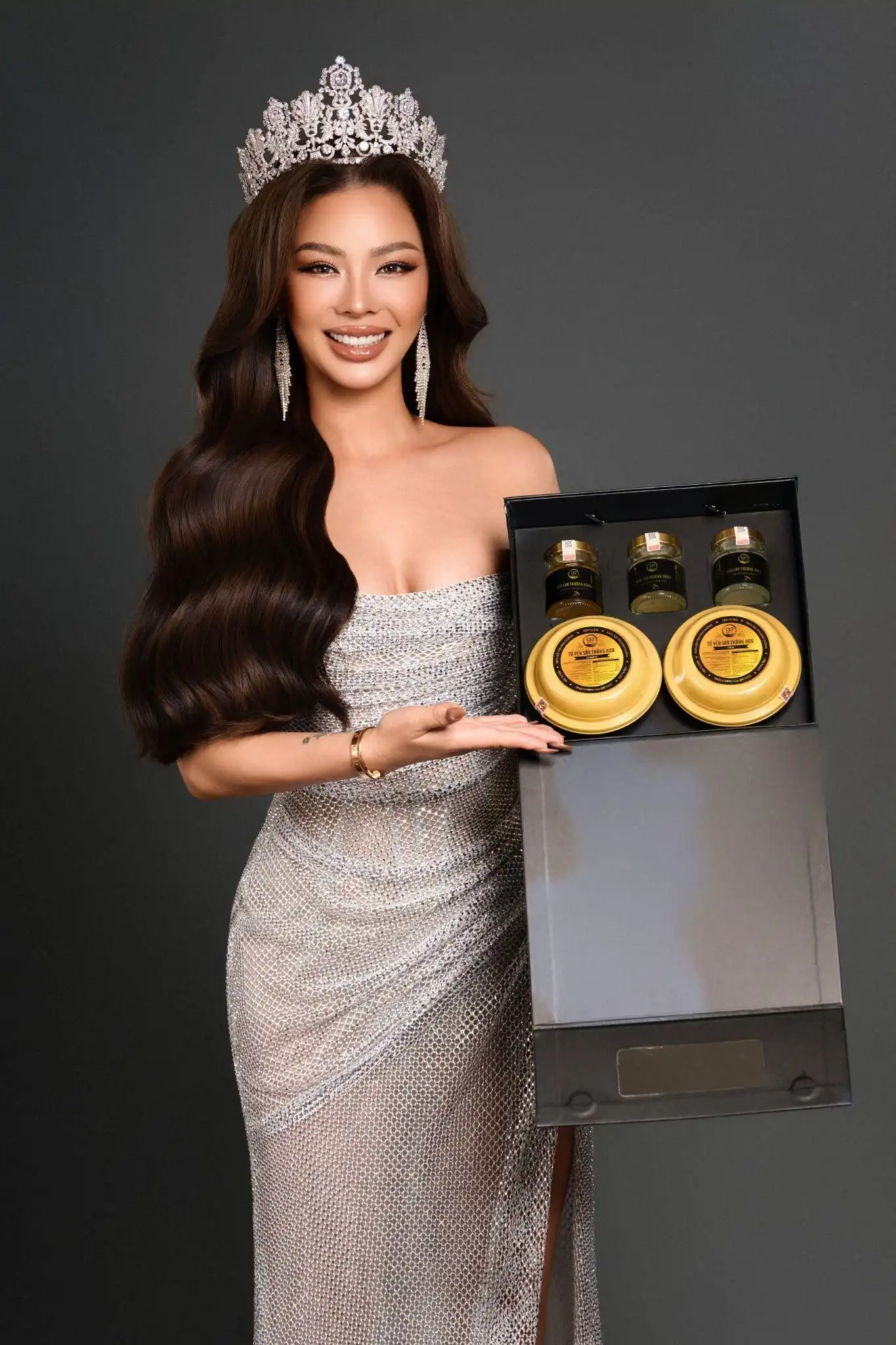 Hoa hậu Kelly Vương: Từ Mrs World Việt Nam đến doanh nhân toàn cầu, hành trình lan tỏa giá trị Việt