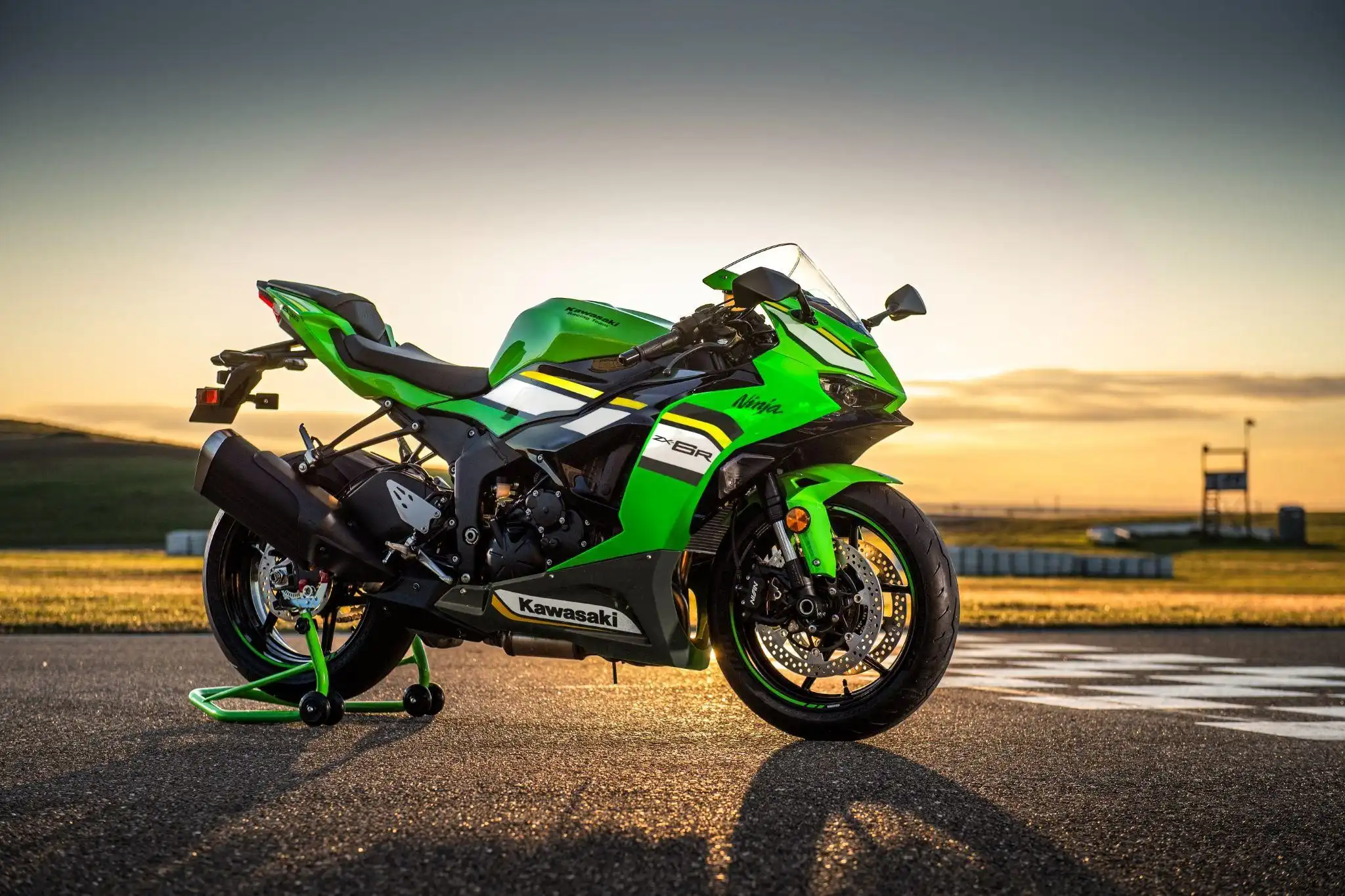 KAWASAKI MOTORS VIỆT NAM CHÍNH THỨC GIỚI THIỆU Ninja ZX-6R ABS 2025