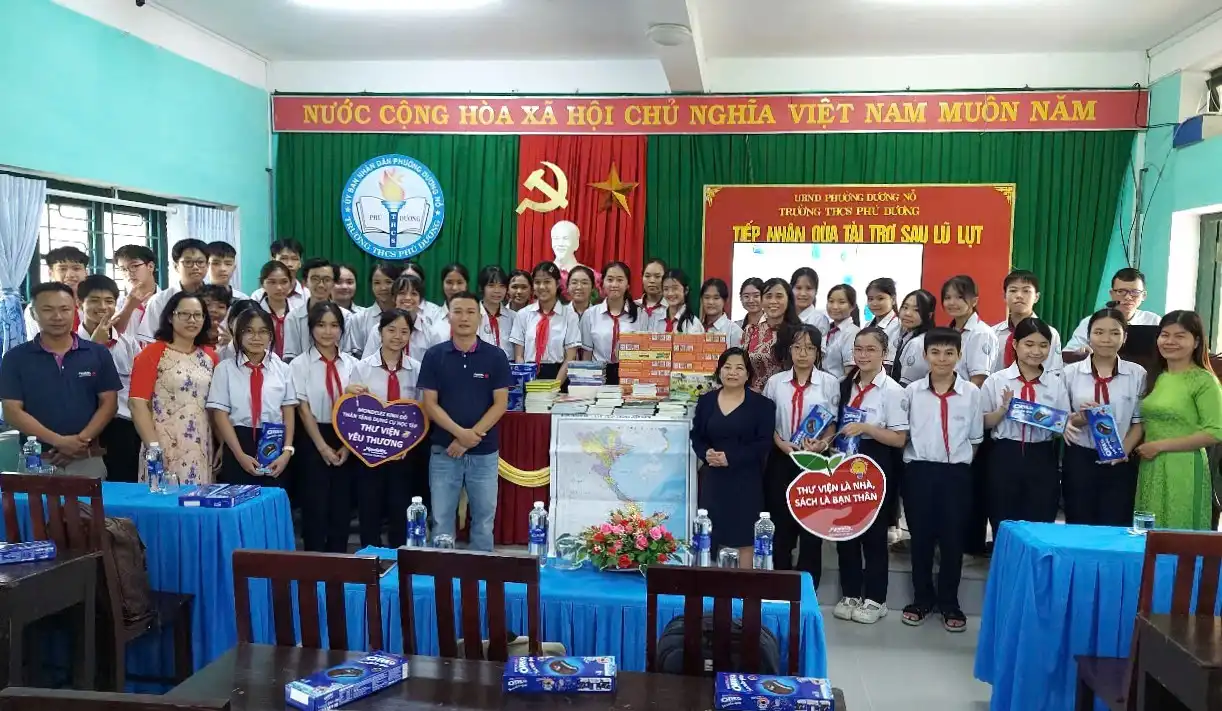 Mondelez Kinh Đô tiếp tục hành trình mang tri thức đến với trẻ em vùng xa