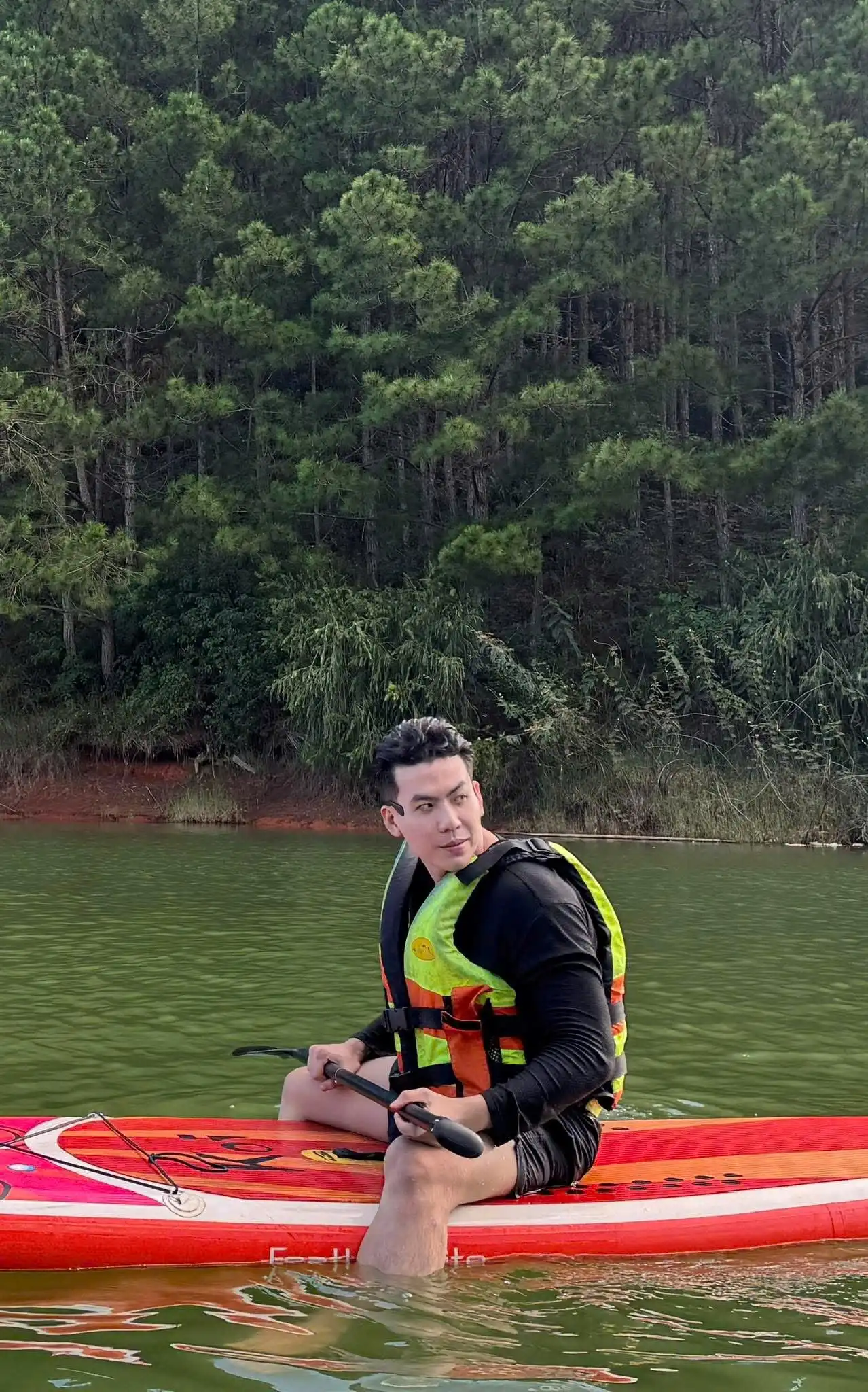 Dẫn ba mẹ đi khắp Việt Nam, hành trình lan tỏa từ những chuyến đi chậm