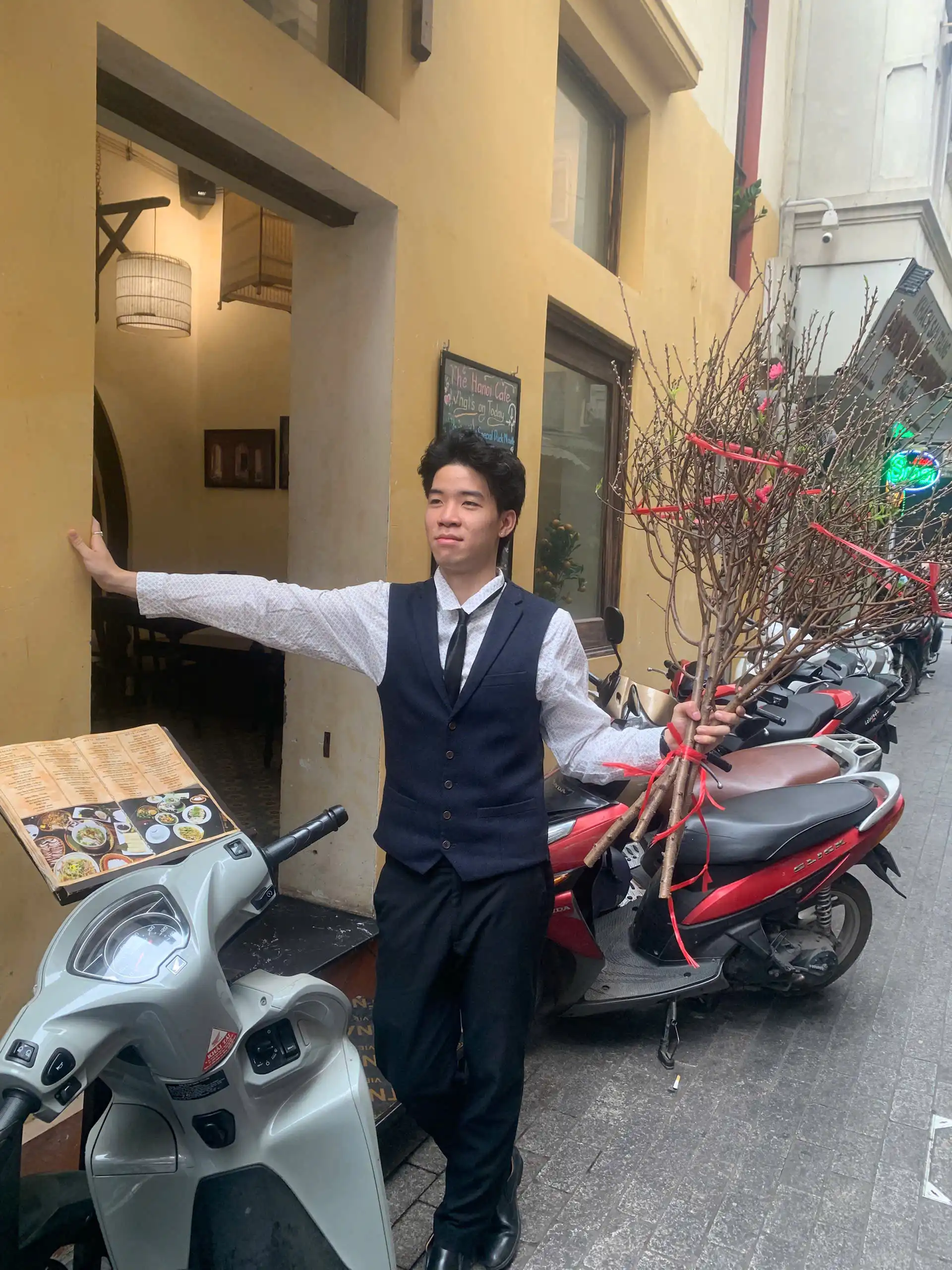 Chàng trai 21 tuổi Đặng Nhật Minh và hành trình tìm thấy đam mê từ những điều nhỏ bé